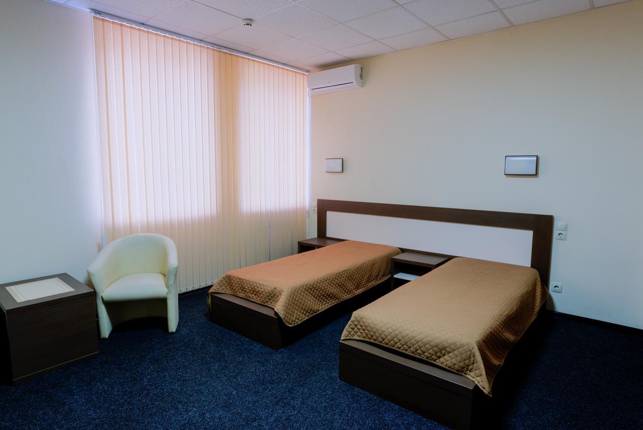 Comfort Hotel & Hostel Zaporizhia Exterior foto